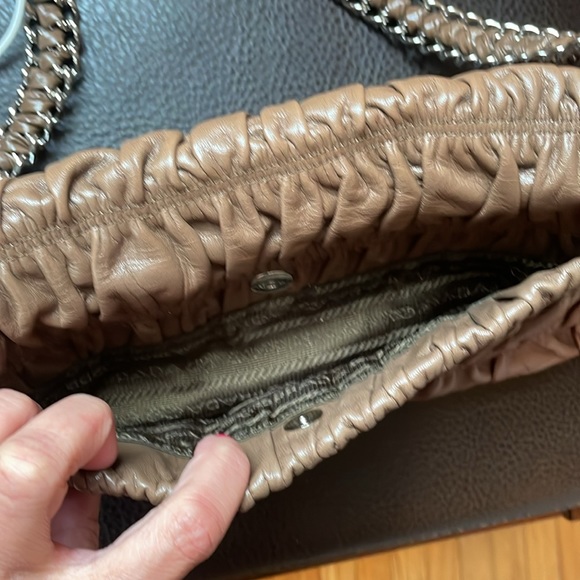 Prada handbag 😍FLASH SALE😍 - Picture 9 of 16